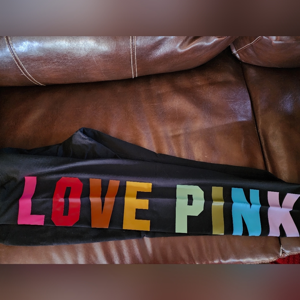 Victoria Secrets Pink Leggings